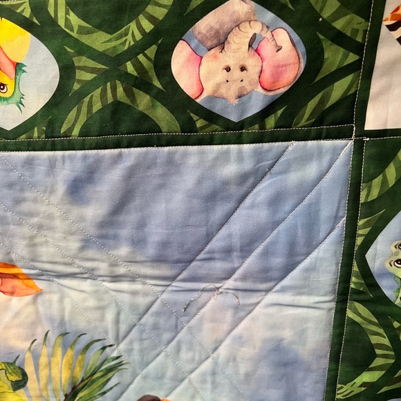 Jungle babies baby quilt - Picture 3 of 8